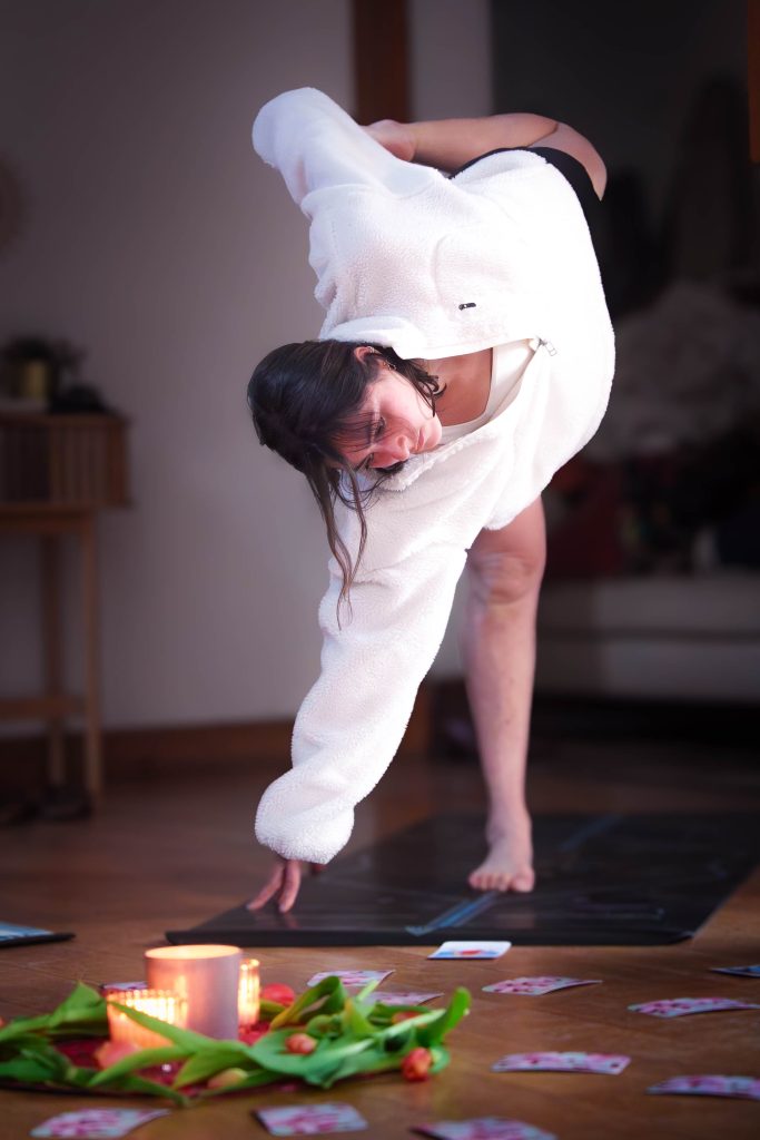Demi-lune - Yoga pose